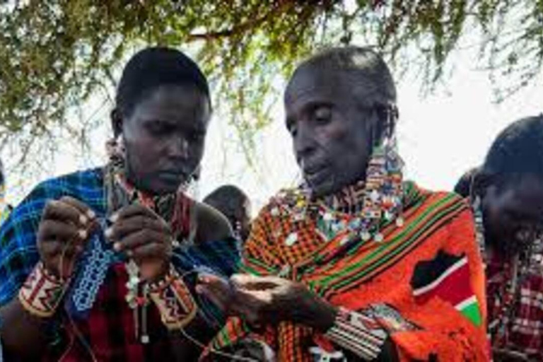 Kajiado: Maasai Beading Class with Artisans