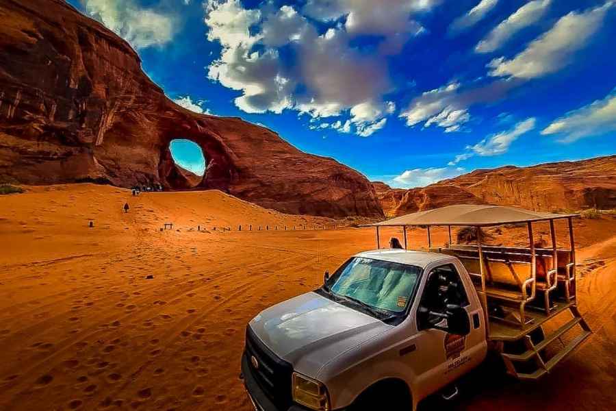 Monument Valley 4x4 Navajo Geführte Tour. Foto: GetYourGuide
