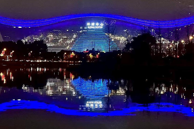 Chengdu: Night Tour with Guide and Transportation