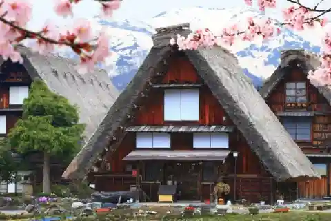 大阪/京都発：白川郷、高山、金沢日帰り旅行