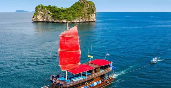 Koh Samui: Red Baron Junk Boat Cruise with Snorkelling