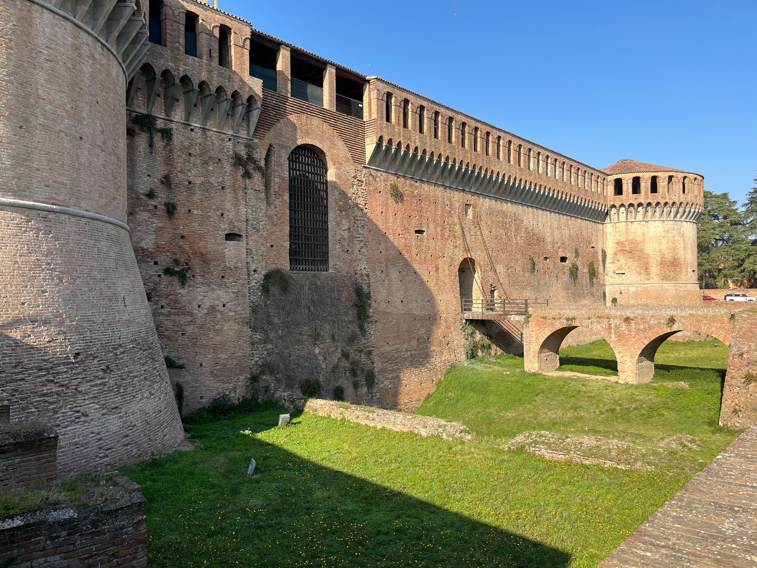 Imola & Dozza: E-Bike-Tour mit Führung