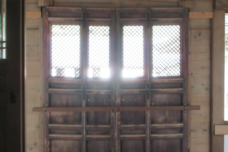 Kanazawa: Meditação Zen e Caligrafia com Carro PrivadoKanazawa: Meditação Zen e Caligrafia com carro particular