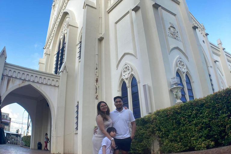 Puerto Princesa : Visite de la cathédrale et de la colline du boulanger