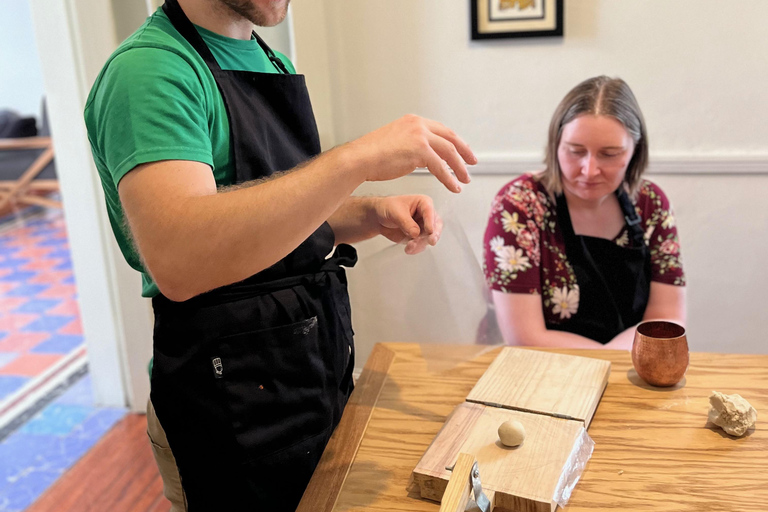 Mexico City: Salsa and Tortilla-Making Class with Drinks Rooftop artist's studio class