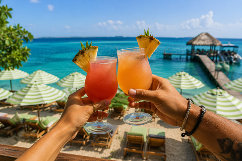 Cartagena: Rosario Islands Mantas Beach Club by Boat & Lunch VIP Beach Bed Experience