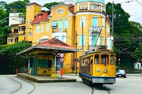 Rio: Santa Teresa Walking Tour, Tram Ride & Selarón Steps