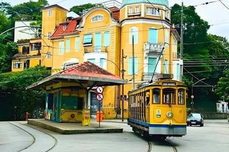 Rio: Santa Teresa Walking Tour, Tram Ride & Selarón Steps