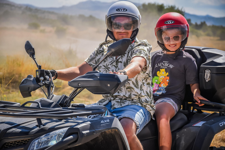 Vanuit Split: ATV Quad bergtocht met picknickTandemtocht met transfer vanuit Split