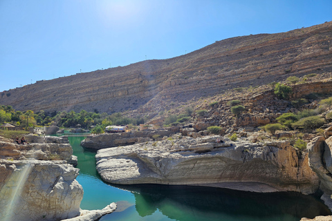 Oman: 8-Day Adventure Muscat, Wahiba Desert & Jebel Akhdar Oman: 8-Day Private Adventure