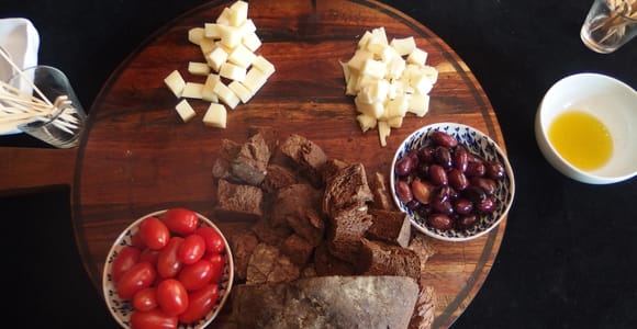 Thessaloniki: Kleingruppen-Weinverkostung mit Aperitifs