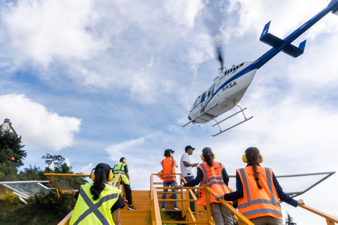 Guatapé: 6-minute scenic helicopter flight over the reservoir