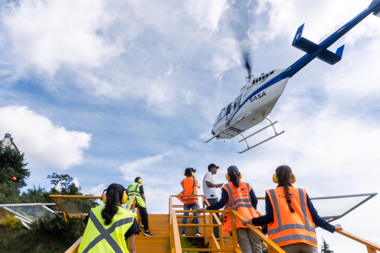Guatapé: 6-minute scenic helicopter flight over the reservoir