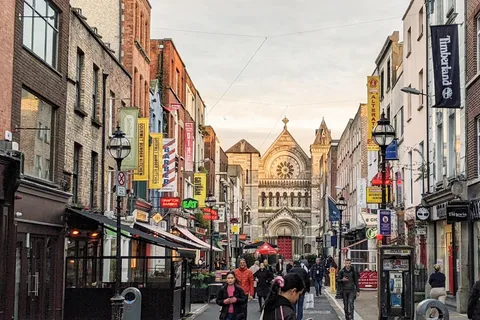 Dublin: Passeio a pé autoguiado pelos destaques da cidade