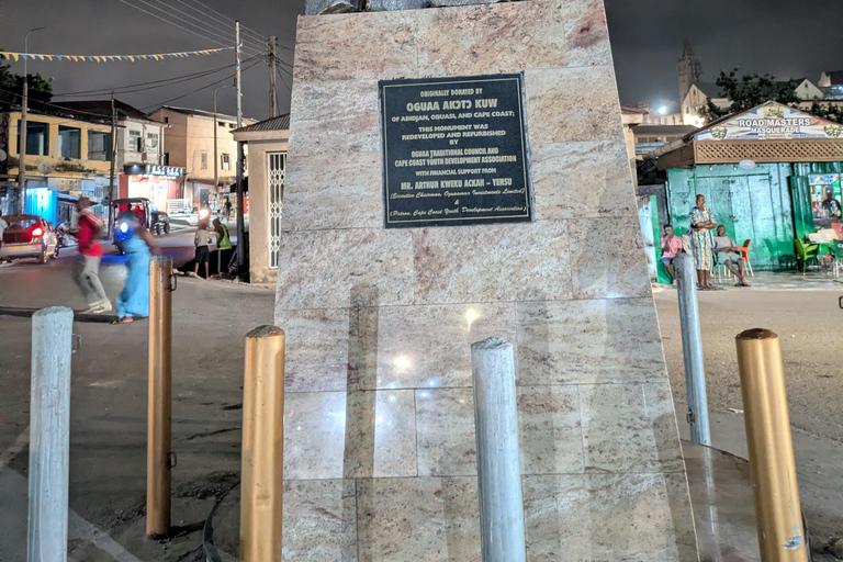 Cape Coast: Evening Castle Tour, Township Walk & Night Bites
