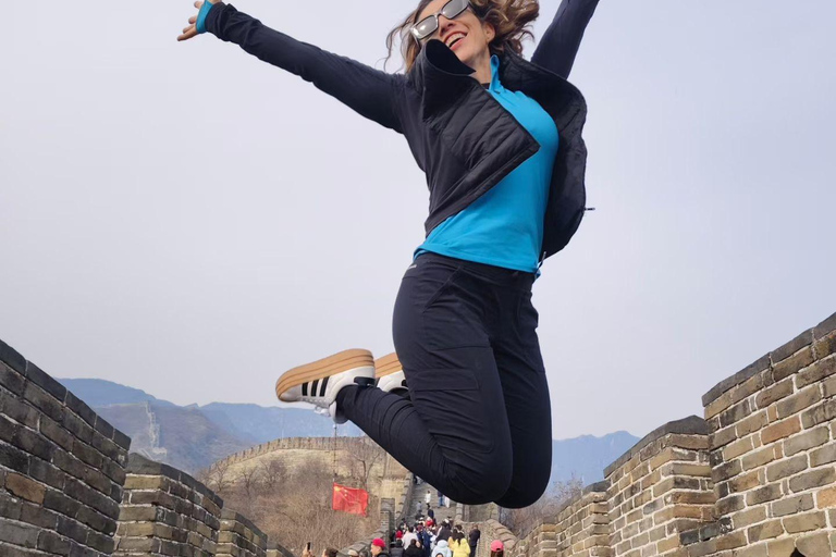 Beijing: From Jiankou to Mutianyu Great Wall Hiking Tour Beijing Downtown Pick up with English Guide
