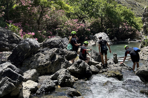 Desde Rethymno: Senderismo fluvial por el desfiladero de KourtaliotikoPunto de encuentro