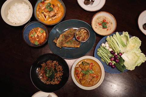 Ayutthaya: The Thai Dinner Where Every Dish Has a Story