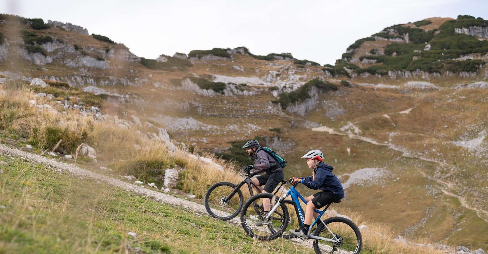 Chambéry , Electric Mountain Bike rental - Housity