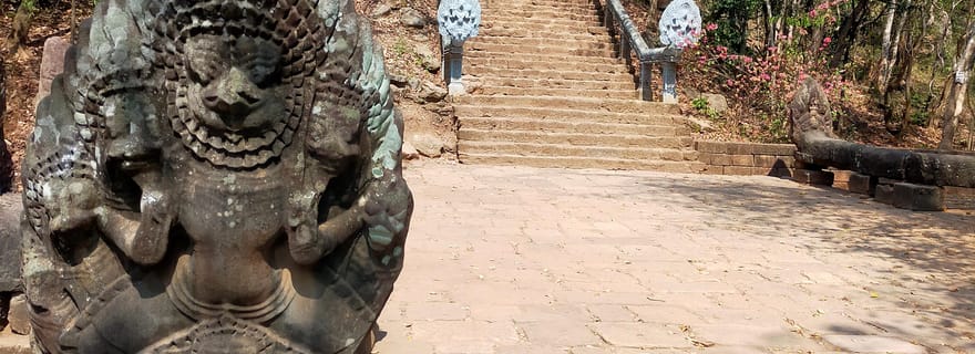 Une journée de TukTuk Bambootrain, Banan, Killing & Bat Caves, coucher de soleil