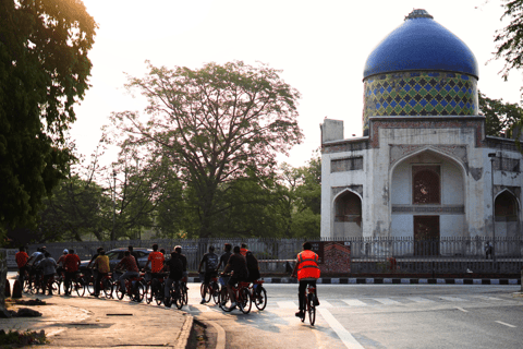 南德里遗产、艺术与花园自行车之旅私人导游服务