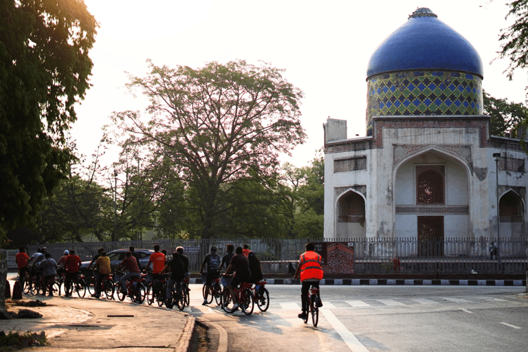 南德里遗产、艺术与花园自行车之旅私人导游服务