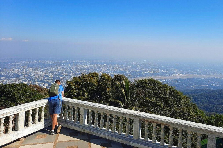 Visite du Doi Suthep et du temple Wat Pha Lat en soirée