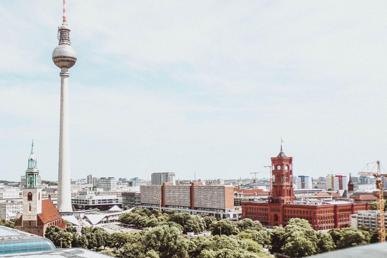 Best of Berlin: Private Walking Tour with a Local Private City Tour - 1Hr
