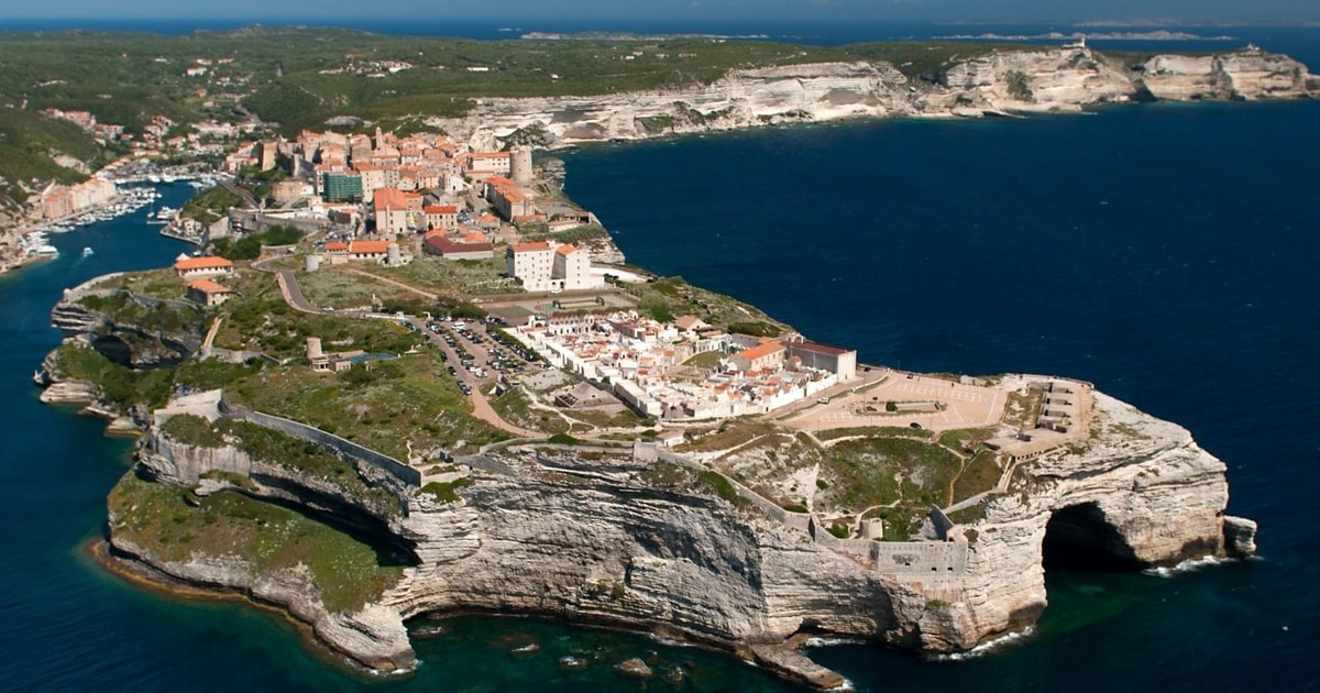BONIFACIO CORSE UN VOYAGE DEPUIS LA SARDAIGNE GetYourGuide