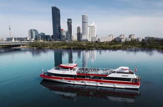 Wien: 2-stündige Donau Panorama Tour
