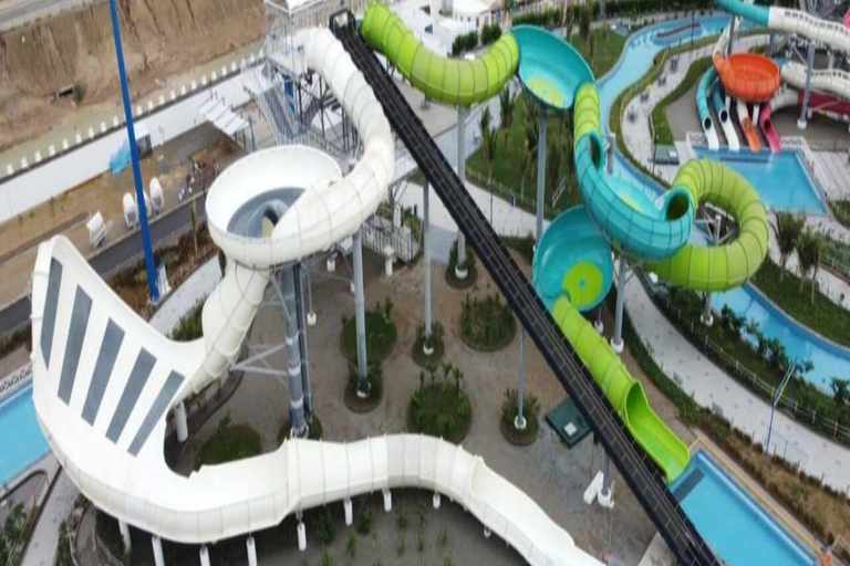 Jeddah: Waterpark Entry Ticket with Pools and Rides Guest Companion Ticket – Entry Only