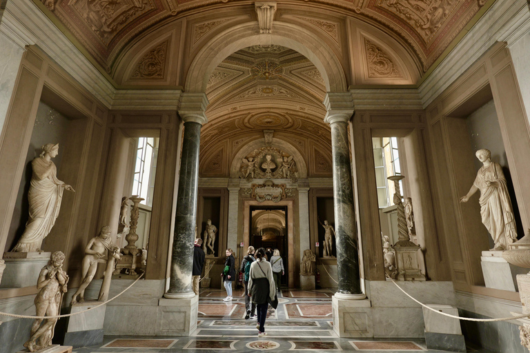 Roma: Museos Vaticanos, Visita a la Capilla Sixtina con Entrada a la BasílicaMuseo Vaticano/Capilla Sixtina Visita guiada y acceso a la Basílica