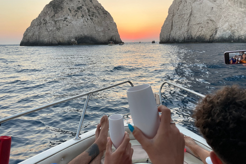 Zakynthos : Tour en bateau privé Île de la Tortue Grottes Mizithres