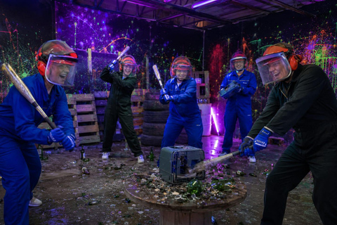 Eindhoven: Private Rage Room Smash Experience Chaos Therapy Chaos Therapy - Smash Everything