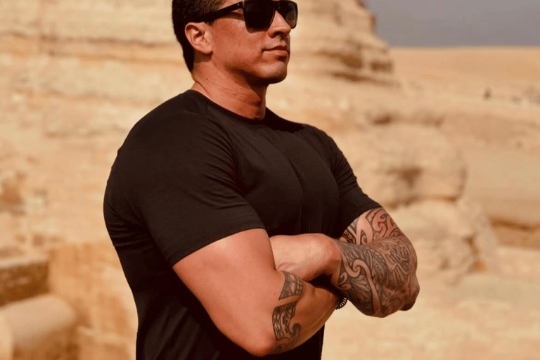 Pyramides, Sakkara et Memphis - Visite privée avec déjeunerVisite privée avec guide, transfert et déjeuner, à l&#039;exclusion des droits d&#039;entrée.