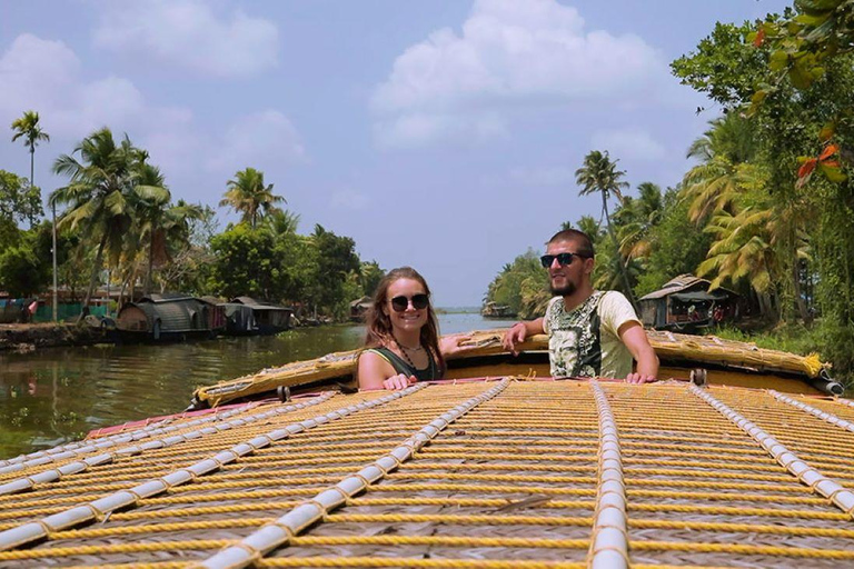 Kochi: Ultimate Kerala and Kumbalangi Village Same Day Tour