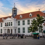 Jakarta Essentials: Half-Day City Experience