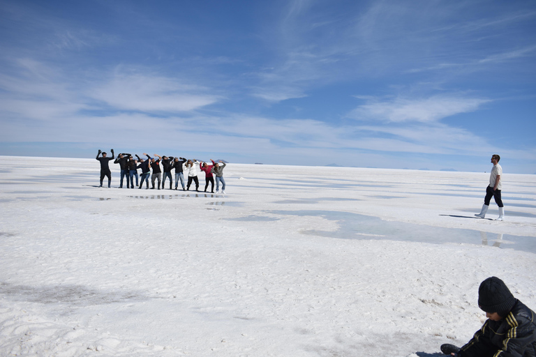 Von La Paz aus: Tour Salar de Uyuni – 2 Tage und 1 NachtVon La Paz aus: Tour zum Salar de Uyuni – 2 Tage und 1 Nacht