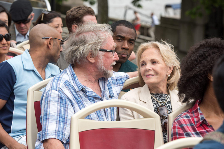 Londres : Tour de Londres, bus à arrêts à arrêts multiples et croisière fluviale24 heures de bus à arrêts multiples, tour de Londres et croisière sur la rivière
