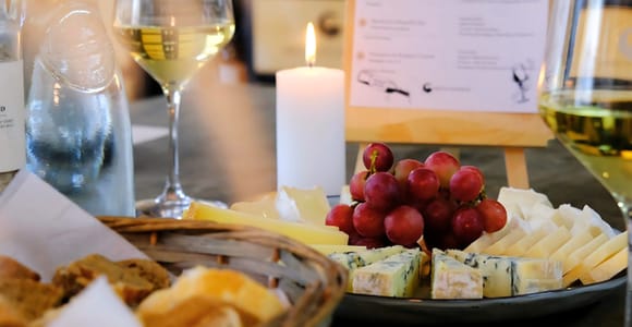 Munich: Cheese & Wine Tasting with Five Wines & Cheeses