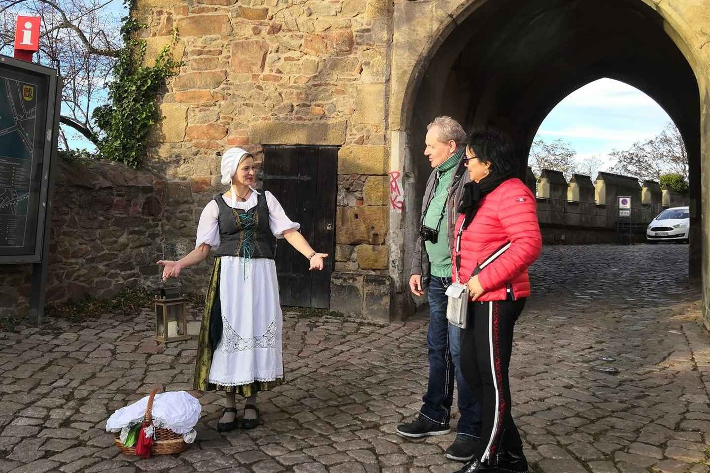 Meißen: Guided Walking Tour 'Romantic Evening Stroll'