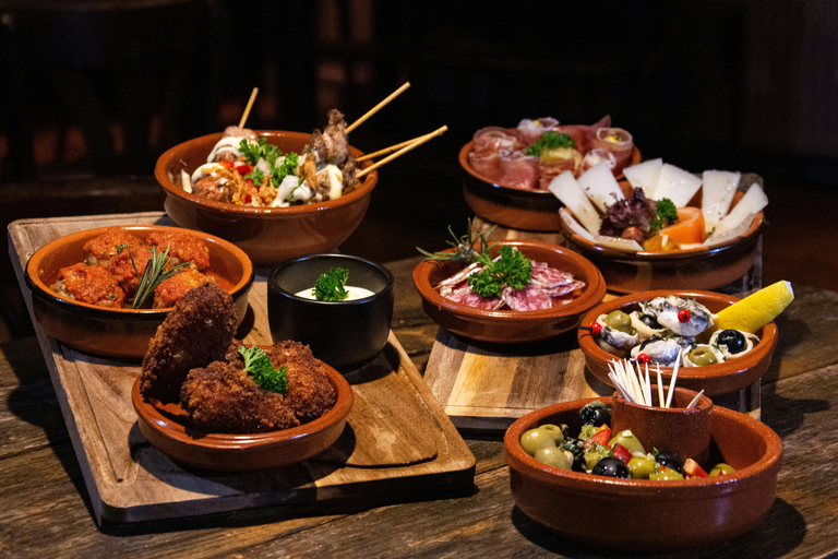 Private Healthy Food Experience and Walking Tour in Cadiz