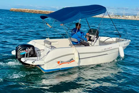 Benalmádena: Inhyrning av barcos utan licens Costa del Sol