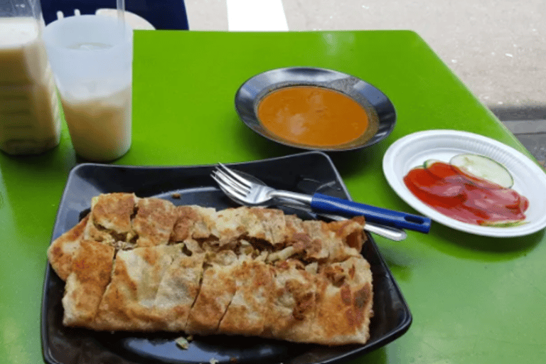 Singapore: Bugis & Kampong Glam Walking Tour with Snacks Faith, Flavours & Art, From Waterloo Street to Haji Lane