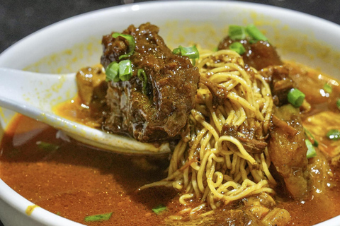 澳门：私人历史漫步和米其林当地美食之旅深圳：未来自动驾驶出租车、巴士和无人机送货