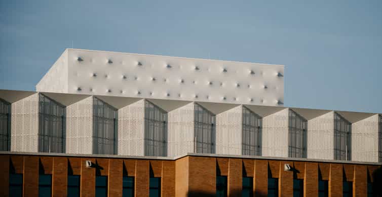 Hidden Architectural Gems of Munich (Max. 16 guests) photo 6