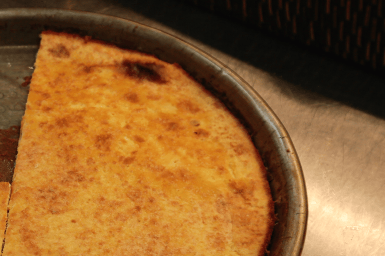 1.5 Hour Food Guided Tour & Sightseeing in Genoa English