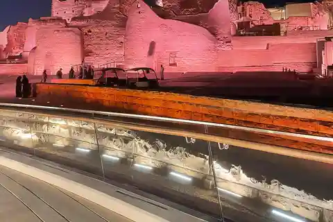 Altstadt von Diriyah: Historische UNESCO-Stadtführung mit Abendessen