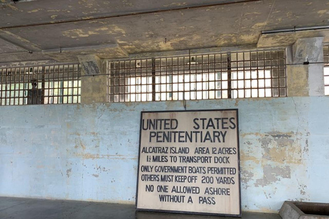 San Francisco: Tour serale di Alcatraz con crociera nella baia di SF