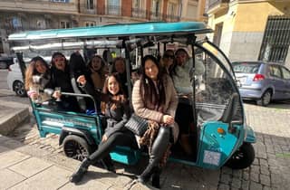 Madrid: Tour mit Tuk Tuk Zero: Das Beste von Madrid in 2h 15min